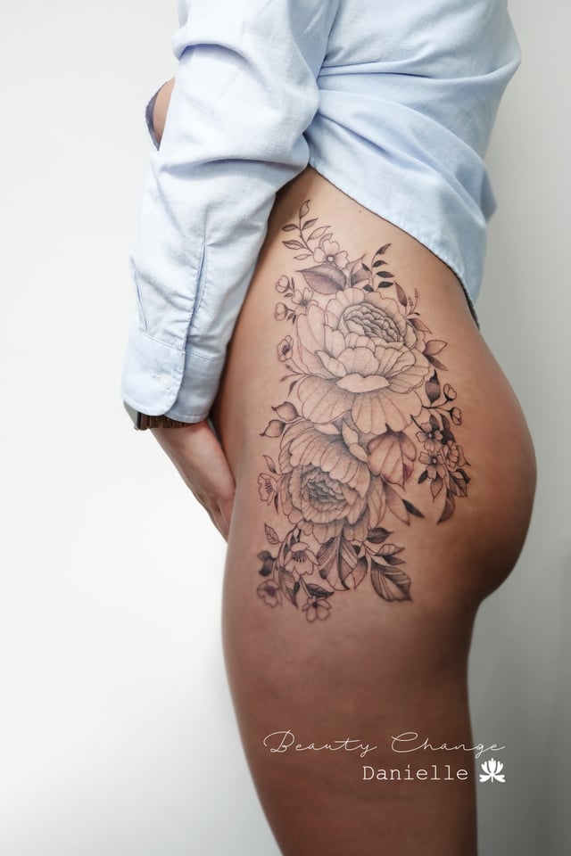 Fineliner flower op de heup